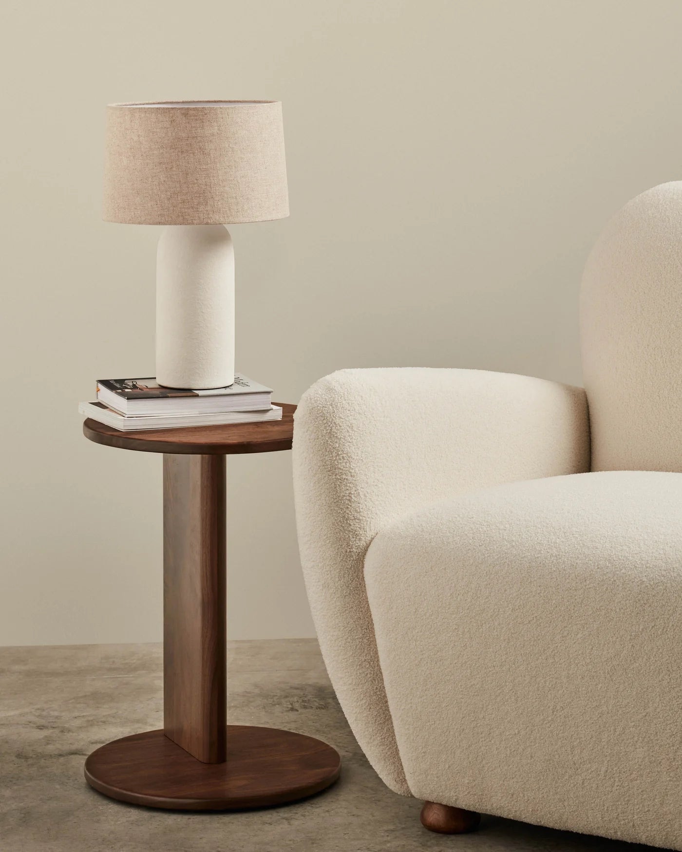The Neat Tower Table lamp