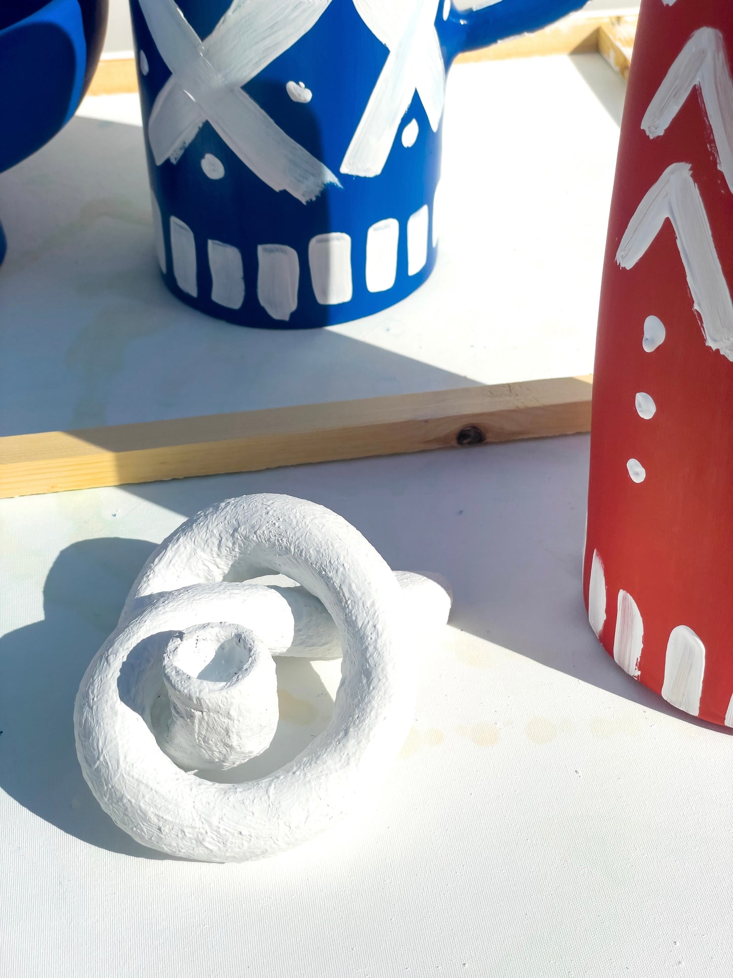 حامل شموع منحني