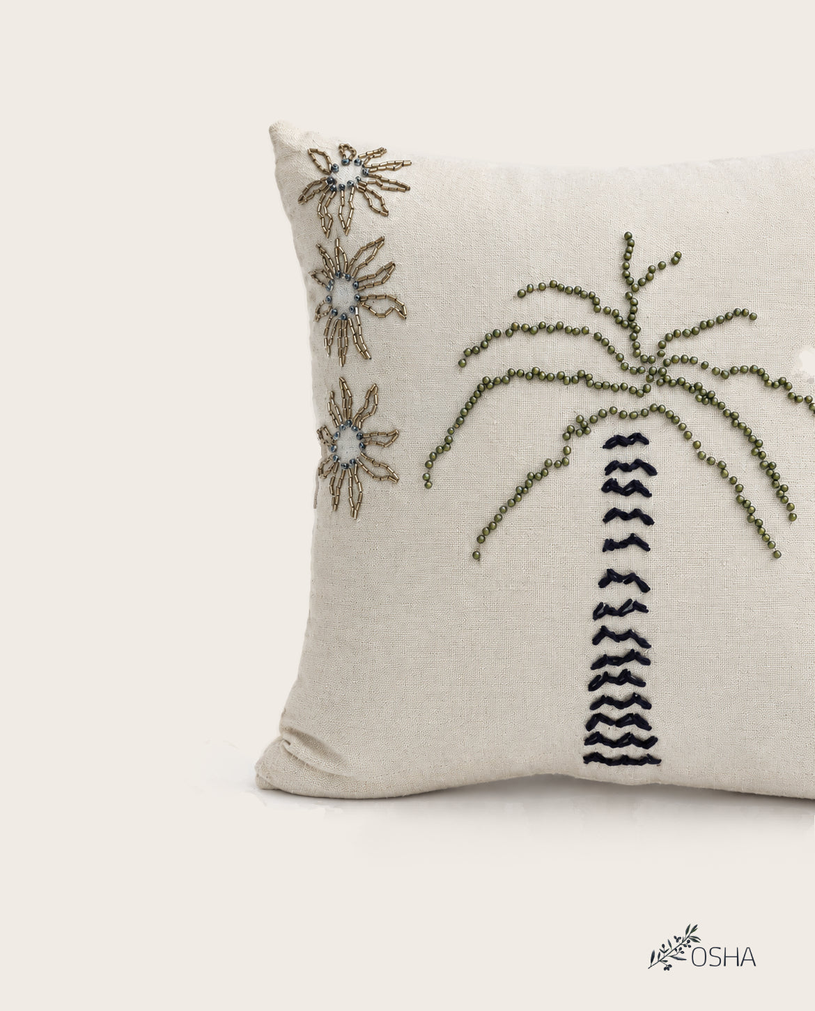 The palm pillow