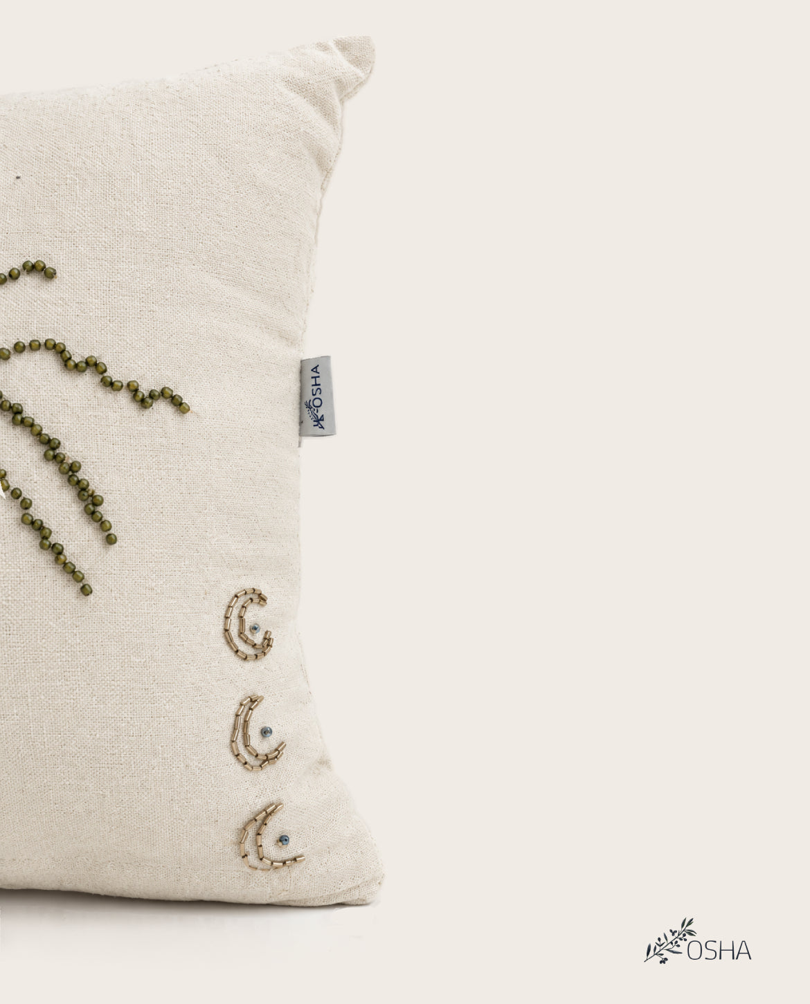 The palm pillow