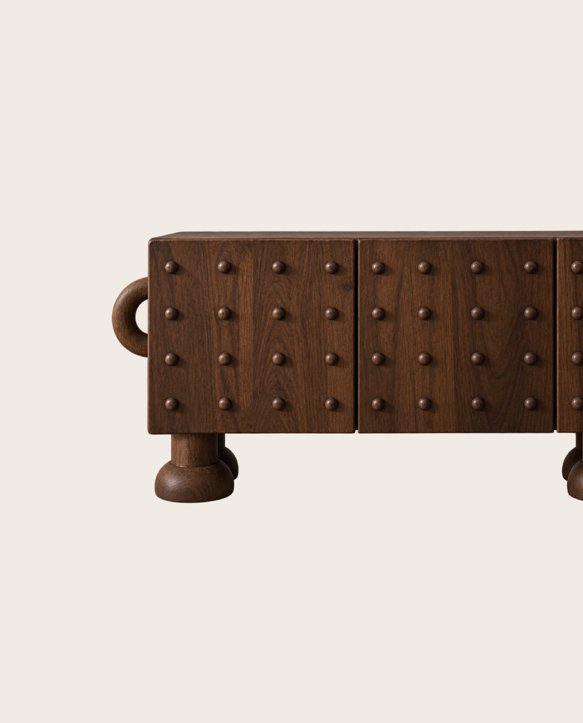 The Avura console